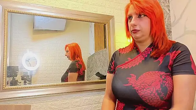 angel__red_'s Live Chat Room