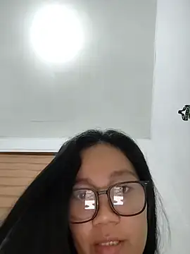 PrettySam1's Live Chat Room