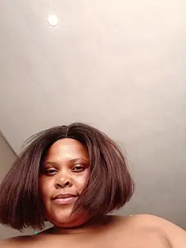 Thicknessddx Adlı Modelin Canlı Sohbet Odası