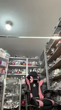 GiaDuqueのライブチャットルーム