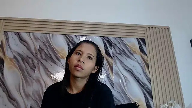 Samantha_Fox69_ Adlı Modelin Canlı Sohbet Odası