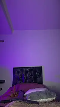 Sasha-Bloom লাইভ চ্যাট রুম