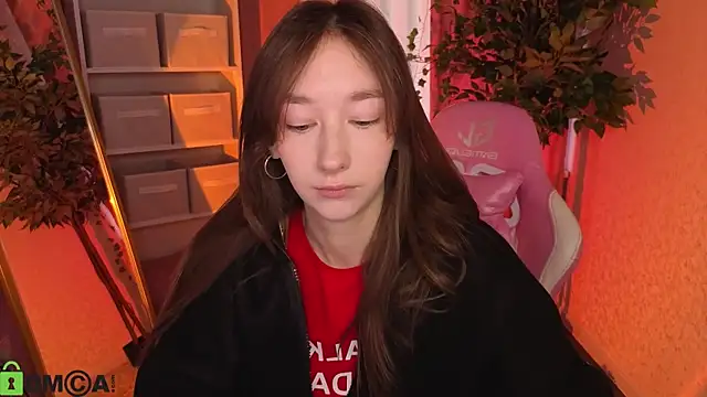 Miche1le_Allenne 现场聊天室