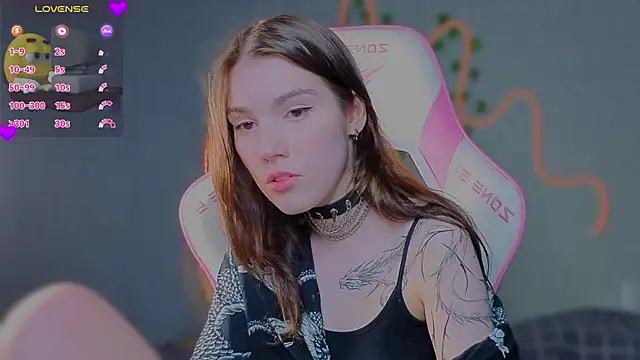 חדר צ'אט בשידור חי של Sophie_SkyAngel
