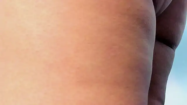 חדר צ'אט בשידור חי של HiilaryBrownn