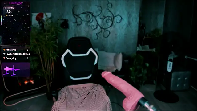 Mira_Fyre Live Chatrum