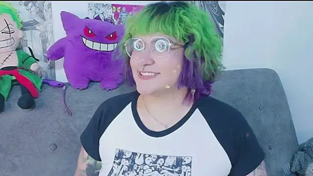 חדר צ'אט בשידור חי של XxGreenGoodxX