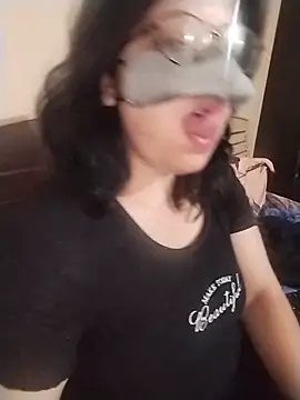 Sala de chat en directo de RICHA_BHABHI23