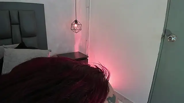 dakota_roussee чат на живо