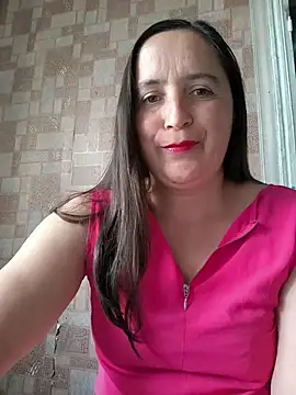 EvelinCutex Adlı Modelin Canlı Sohbet Odası