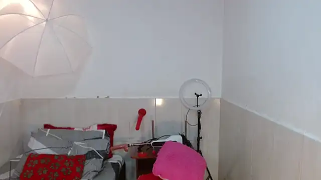 Mariajose202's Live Chat Room