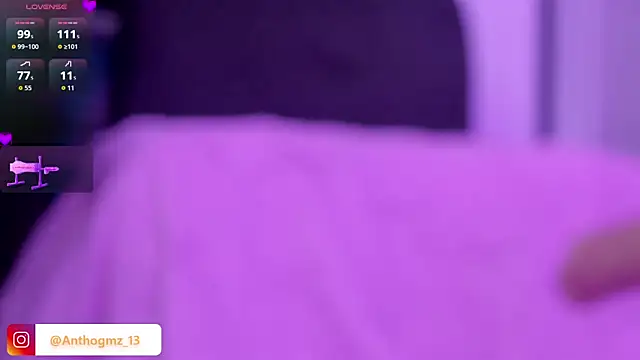 Chloemin's Live Chat Room