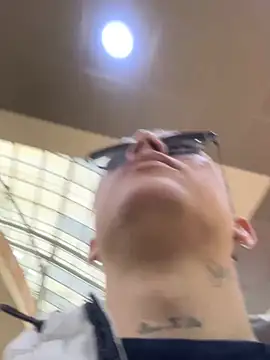 הופעת סקס קאם בשידור חי של Kurtxxx22