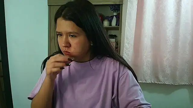 Oliviawatson1 чат на живо
