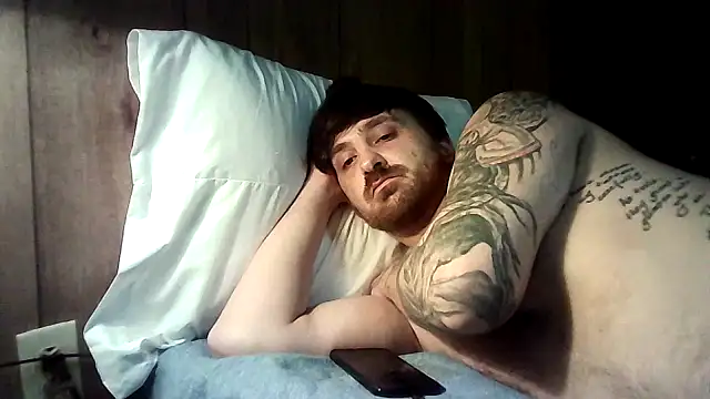 WyattL96's Live Sex Cam Show