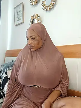 Živá chatovací místnost Sweetbxxx24