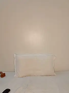 TinaFavourite Adlı Modelin Canlı Sohbet Odası