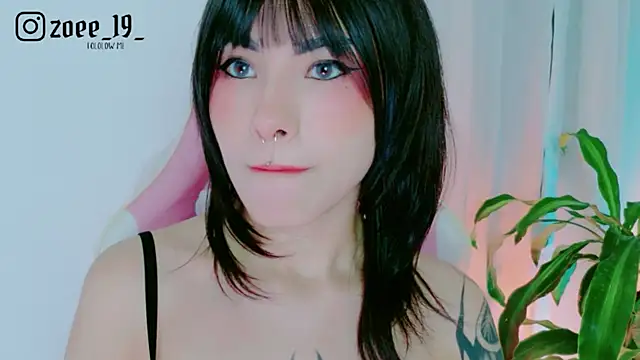 cuteezoe Live chatroom