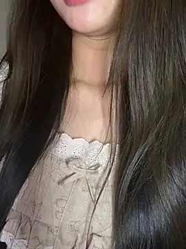 Yiyina_17 Cameră chat live