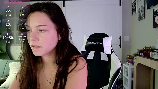 lilbbyily Adlı Modelin Canlı Sohbet Odası