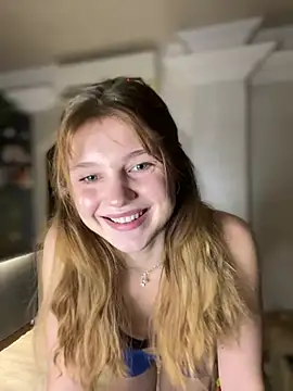 Emaline_Fane Live Chatraum