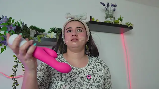 Lana_Herondale – live chatrum