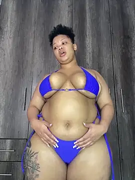 חדר צ'אט בשידור חי של Thick_Ass_Barbiie