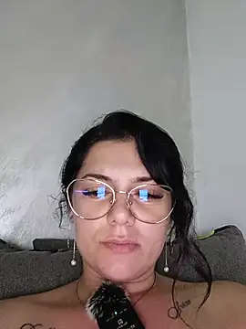 Noraa_me Live Chatraum