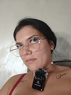 Chatroom en direct de Noraa_me