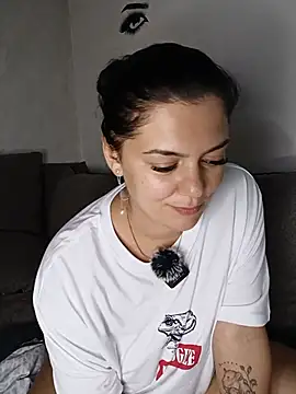 Noraa_me – live chatrum