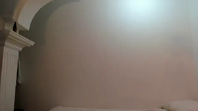 חדר צ'אט בשידור חי של sienna_glow