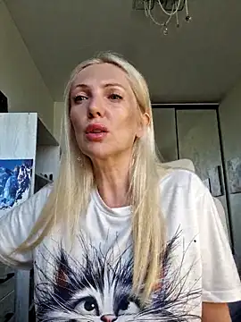غرفة دردشة Monna المباشرة