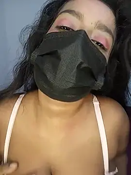 Black_bee8のライブチャットルーム
