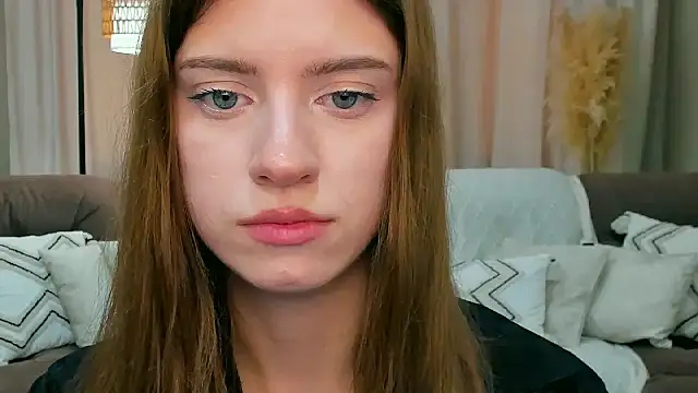 Erica_Kiss' Live Chat Room