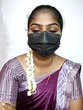 Онлайн чат Tamil_Princess12