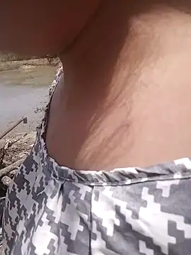 BigAss-69 Adlı Modelin Canlı Sohbet Odası