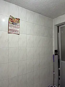 -Miaa_ Adlı Modelin Canlı Sohbet Odası
