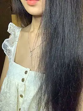 ห้องแชทสดของ Nhinhi18
