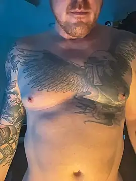 Chat soba uživo modela CloudyKingG