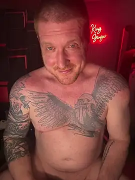 CloudyKingG – live sex-cam-show