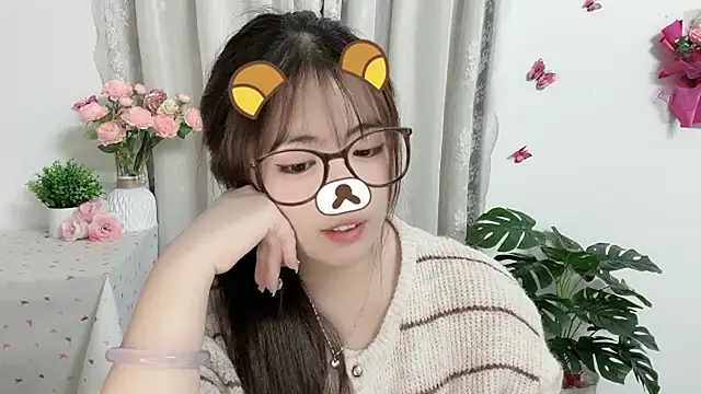 Amelia-babee Adlı Modelin Canlı Sohbet Odası