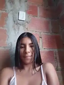 chaparritahot99's Live Chat Room