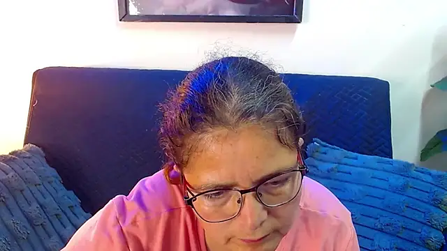 Pokój czatu na żywo – Linda_banks_
