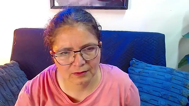 Phòng Chat Trực Tiếp Linda_banks_