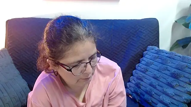 Živá chatovací místnost Linda_banks_