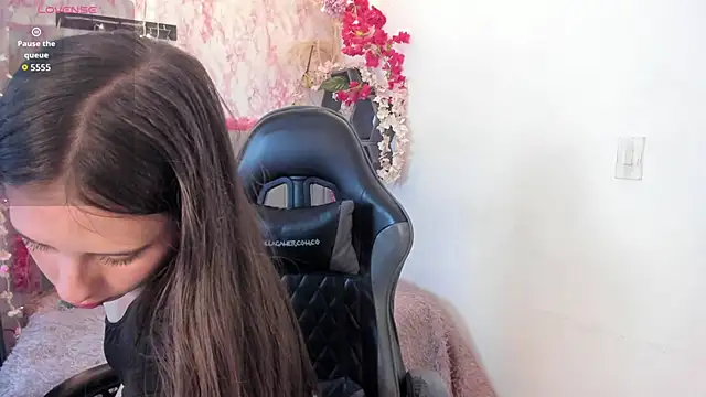 Scarlett21__ Live Chatraum