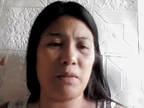 Uniquebeauty32 Live Chatraum