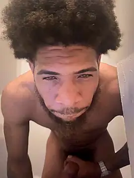 Chat soba uživo modela MrMakeH3rSplash