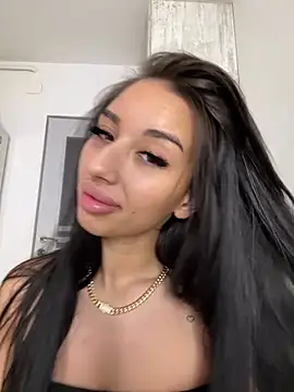غرفة دردشة BlueEyes_BB المباشرة