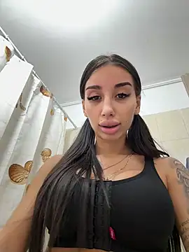 BlueEyes_BB – Naživo chatovacia miestnosť